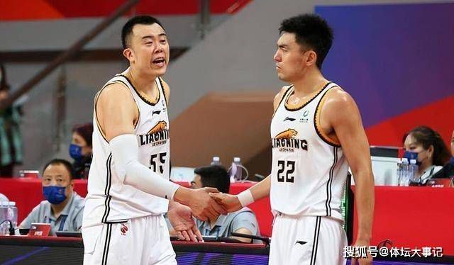 今日，影片发布了全新的;全猿回归（想出这个名字的人一定是个营销鬼才）海报，除了勇敢者四人组集体回归，还有数只疑似猿猴的怪兽同时出现